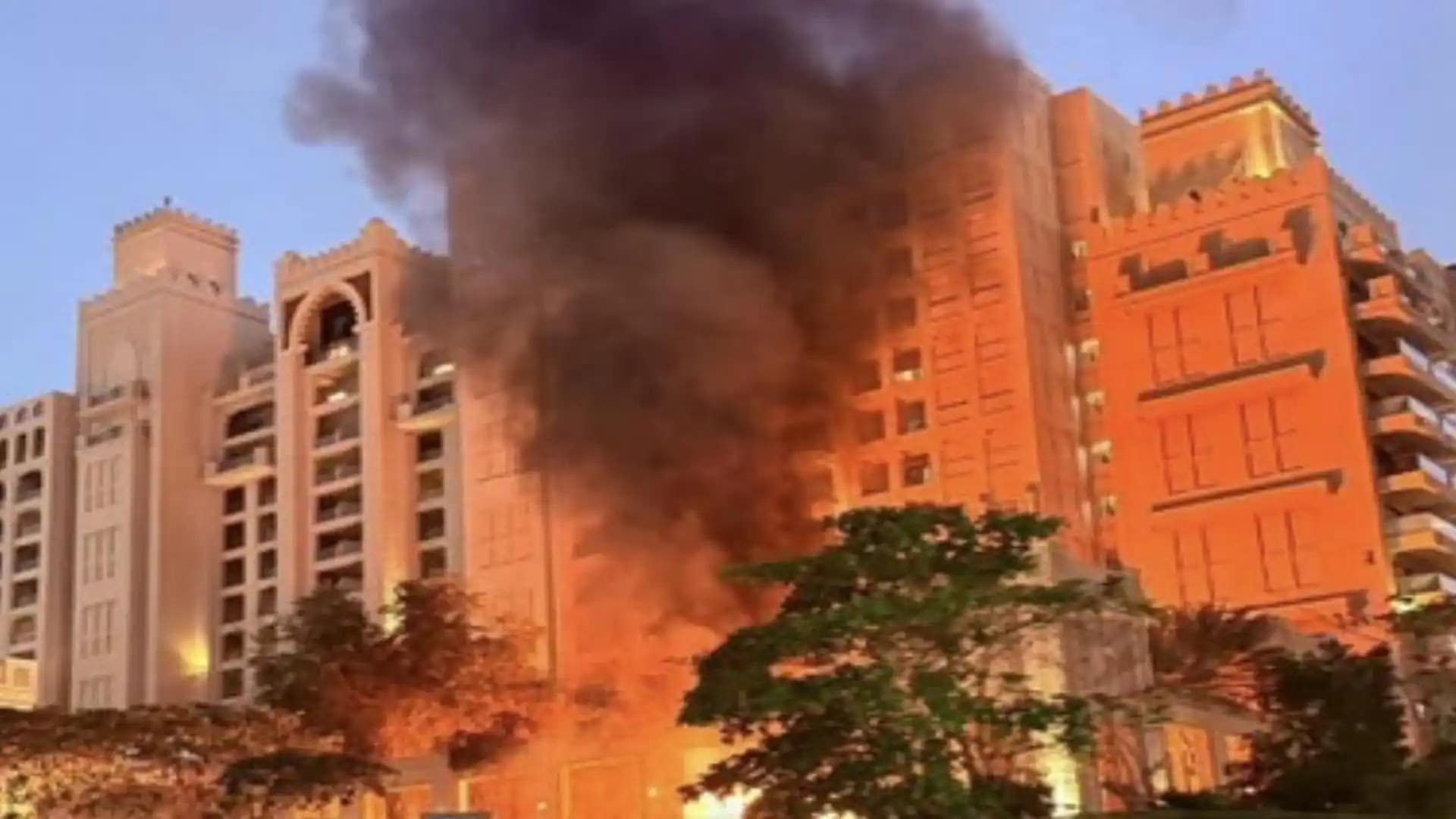 Smoke and emergency response at Palm Jumeirah in Dubai after explosions on February 28, 2026, amid regional tensions