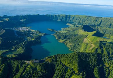 Azores, Portugal — The Atlantic Archipelago Where Earth Still Breathes and the Ocean Never Sleeps Azores, Portugal — The Atlantic Archipelago Where Earth Still Breathes and the Ocean Never Sleeps